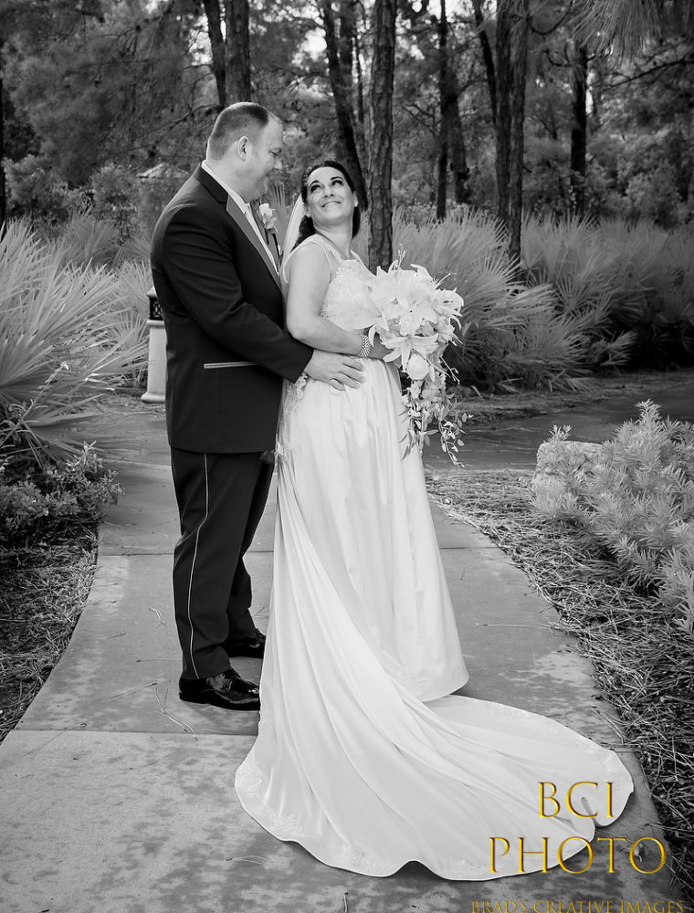 Rainy Day Wedding at the Pt St Lucie Botanical Gardens